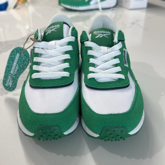 {NEW} Reebok Forte Racer Sneakers - Picture 5 of 7